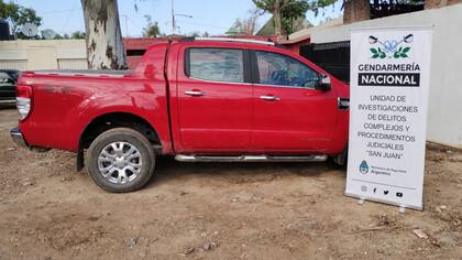 La camioneta en la que llevaban cautiva a la menor liberada en Caucete, San Juan