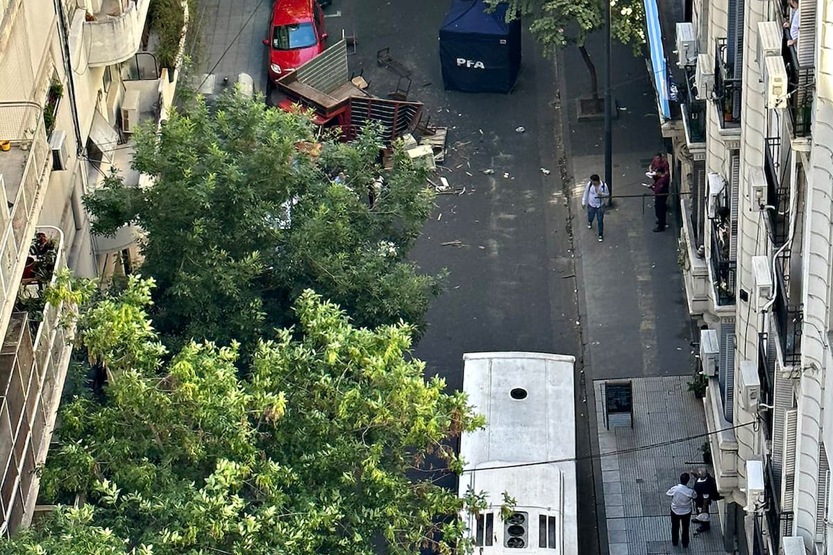 La camioneta fue embestida por el colectivo