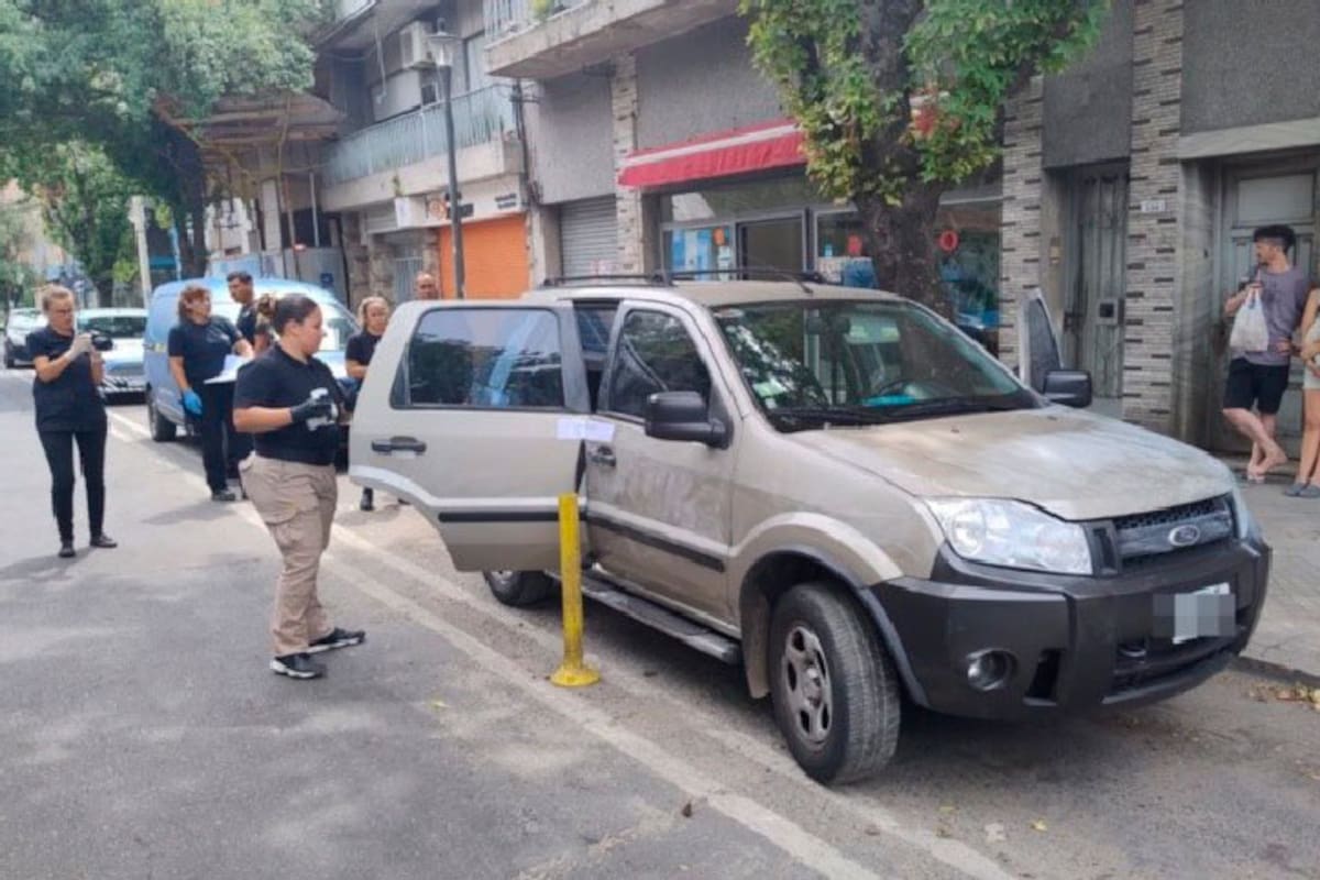 La camioneta fue encontrada a 60 cuadras del lugar donde fue robada.