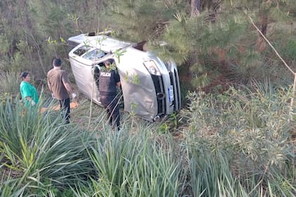 La camioneta que conducía el contrabandista que arrolló al gendarme