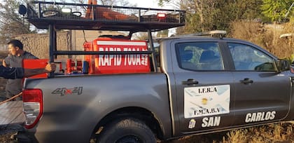 La camioneta que llegó con un tanque de agua