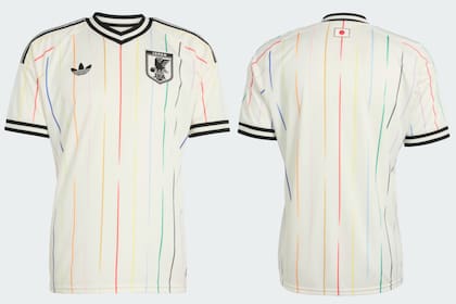 La camiseta suplente de Japón fue muy popular en las búsquedas web