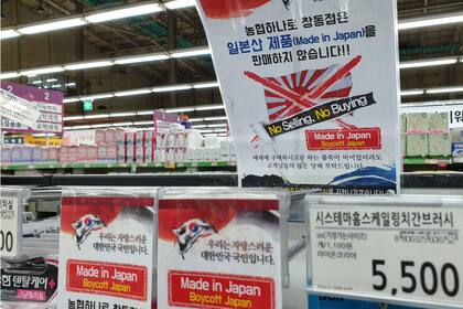 La campaña de boicot a productos japoneses, en un supermercado de Seúl