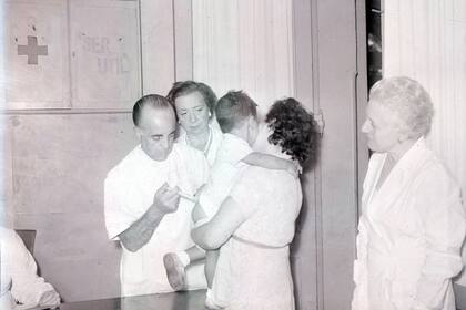 La campaña de vacunación de 1956 por el brote de poliomielitis en la Argentina