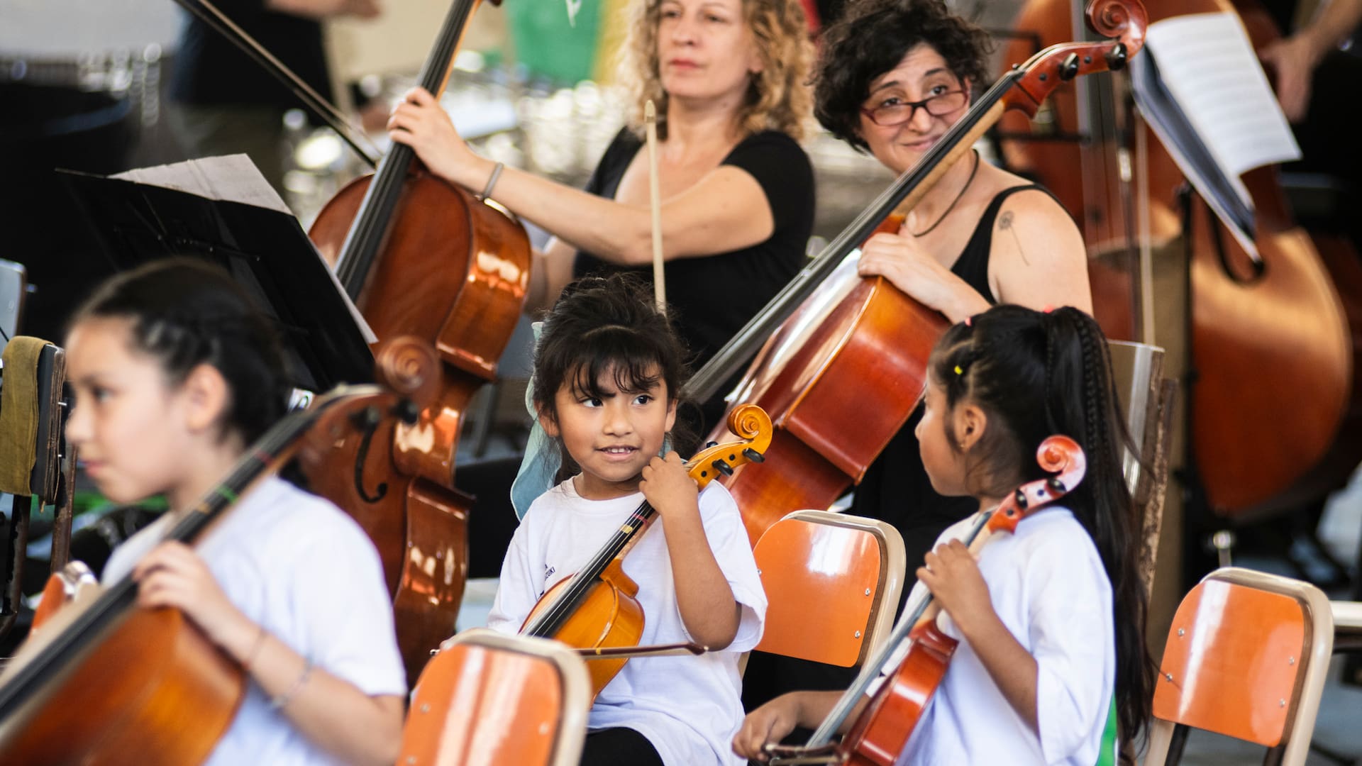 La campaña Una empresa, un pasaje busca conseguir subvención privada para que los estudiantes puedan viajar al Vaticano con la orquesta