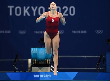 La canadiense Pamela Ware realizó una inmersión fallida, durante la semifinal de salto de trampolín de 3 m femenino.