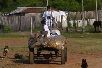 La canasta con la que se mide la pobreza aumentó menos que la inflación en septiembre