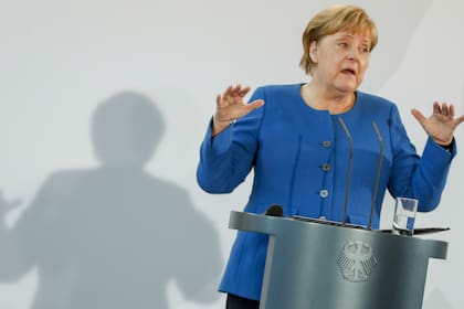 La canciller alemana Ángela Merkel fue comparada en redes sociales con Evo Morales