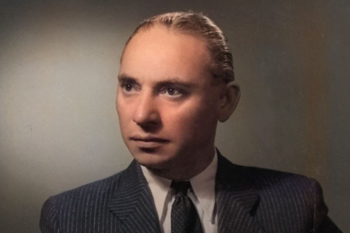 La canción fue compuesta por Rezső Seress, quien tuvo un trágico final