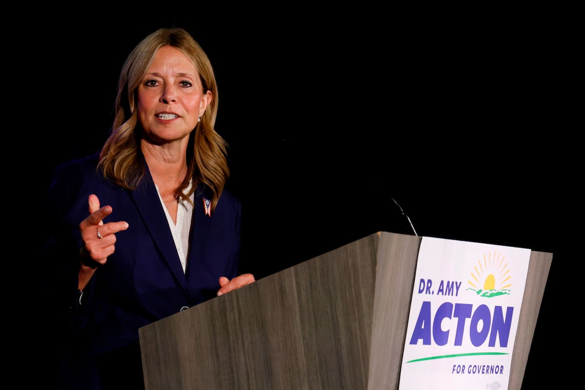 La candidata demócrata a la gubernatura de Ohio, Amy Acton, durante un evento de campaña, el 5 de ma