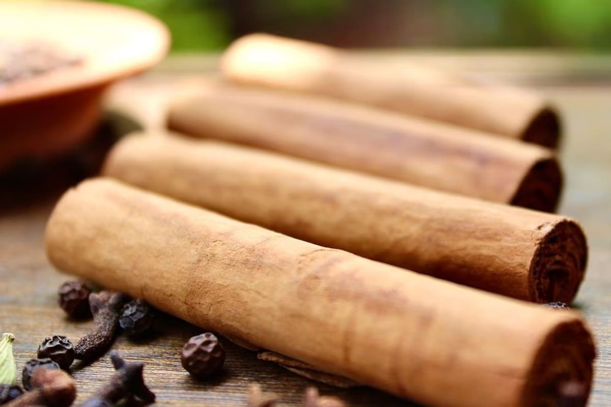 La canela, el condimento natural que ayuda al organismo