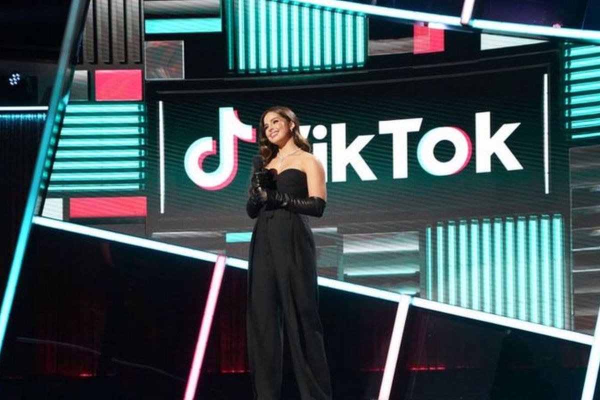 La cantante Addison Rae es una estrella de Tik Tok