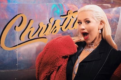 La cantante, de 37 años, sorprendió a sus seguidores con una sesión de fotos en la que da cuenta de su "transformación"