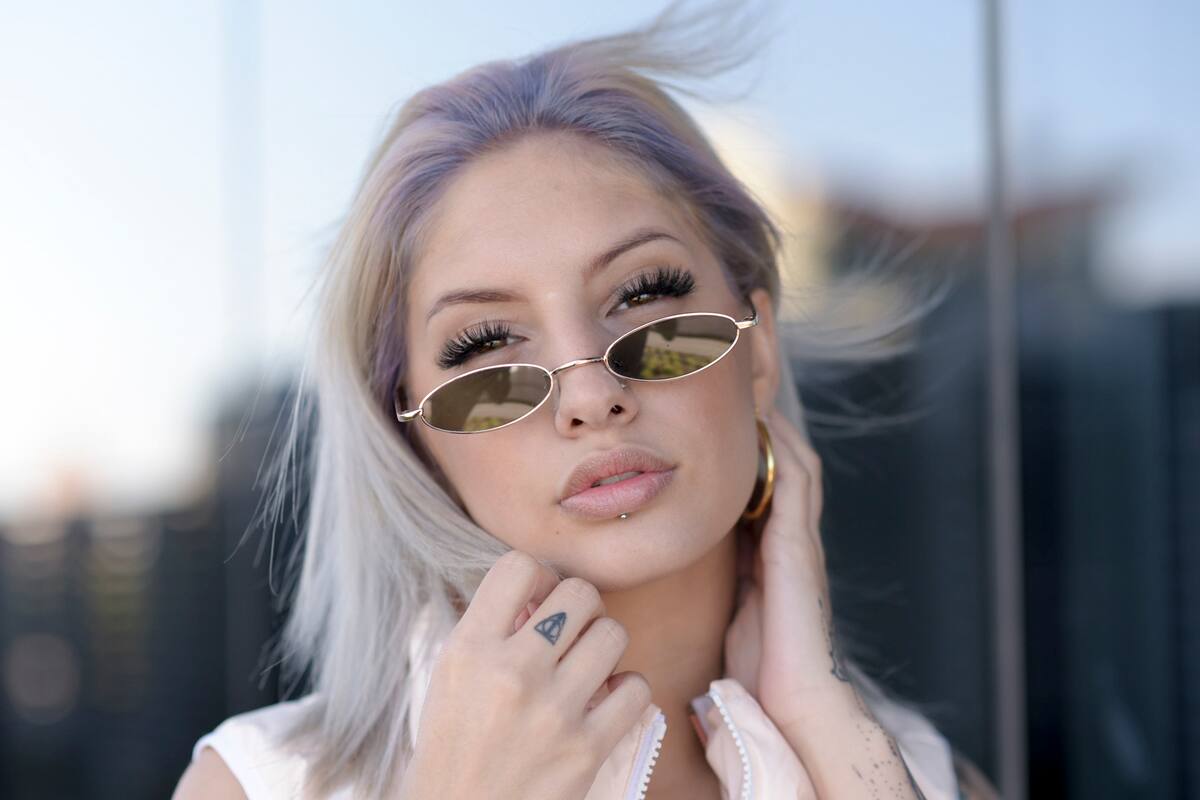 La cantante de trap Dakillah previo a su actuacion en Lollapalooza 2019