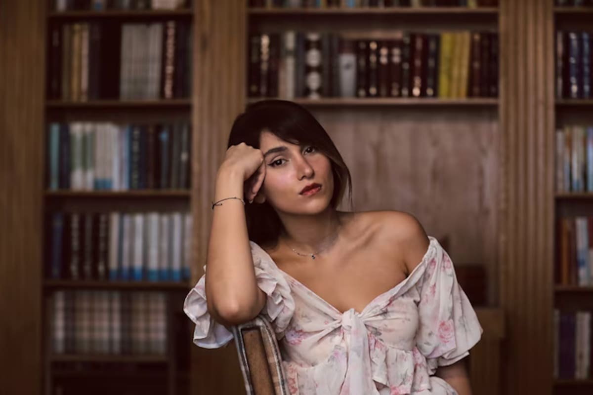 La cantante iraní Parastoo Ahmadi
