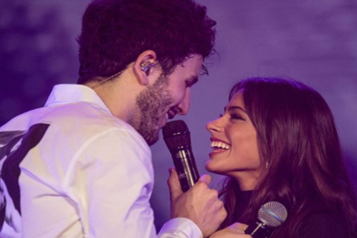 La cantante le dedicó un mensaje a través de Instagram a su novio, luego de cantar juntos en México.