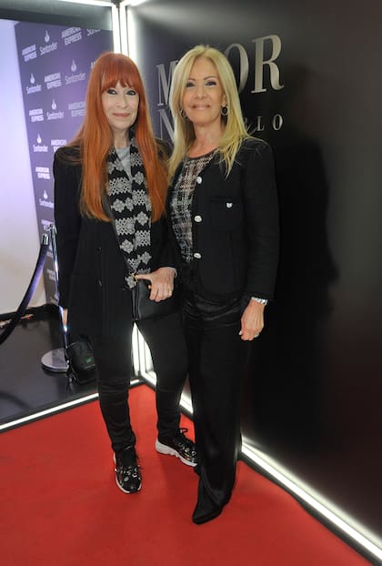 La cantante Manuela Bravo y la conductora Susana Roccasalvo