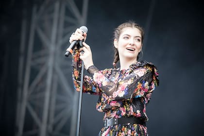 La cantante neozelandesa se presentará en la Argentina con sus significativas composiciones sobre la adolescencia