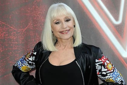 La cantante no piensa jubilarse: ahora tiene un programa de entrevistas en Italia