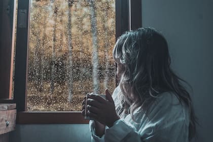 La capacidad de sorprenderse por los eventos naturales es lo que hace disfrutar a los seres humanos de la lluvia