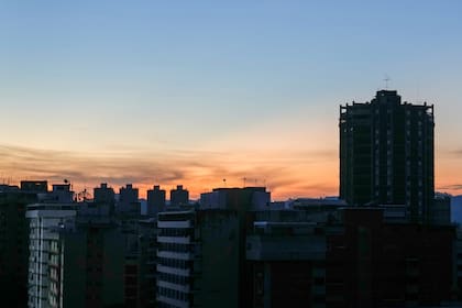 La capital Caracas también amaneció en penumbras