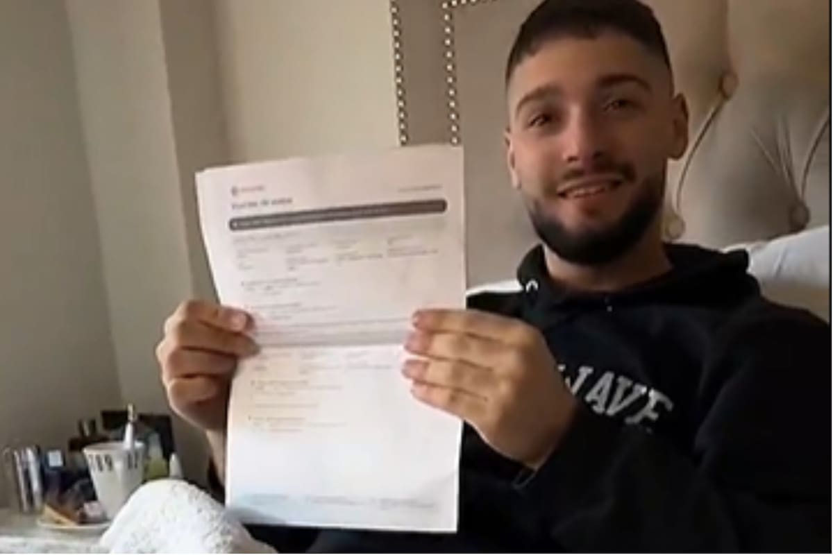 La cara de asombro de Lucas al ver el pasaje que le regaló su novia Aixa
Foto: captura de pantalla