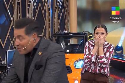 La cara de desesperación de María Fernanda Callejón al ver que su hija había arrancado una moto