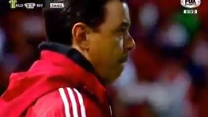 La cara de Gallardo tras el tercer gol de Aldosivi