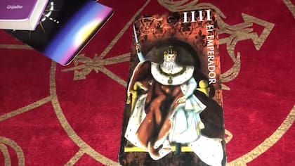 La carta del emperador indicará a Sagitario el mejor camino en lo profesional y laboral.