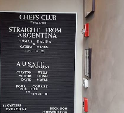 La cartelera anunciando el banquete argentino en la Gran Manzana