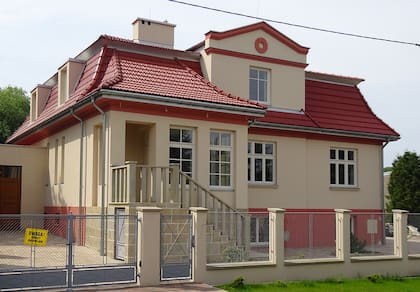 La casa de Amon Göth junto al campo de concentración de Plaszow (foto de 2018 Wikipedia).