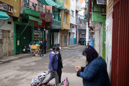 La casa de balcón verde, donde vivía Miriam, delegada de la manzana 13