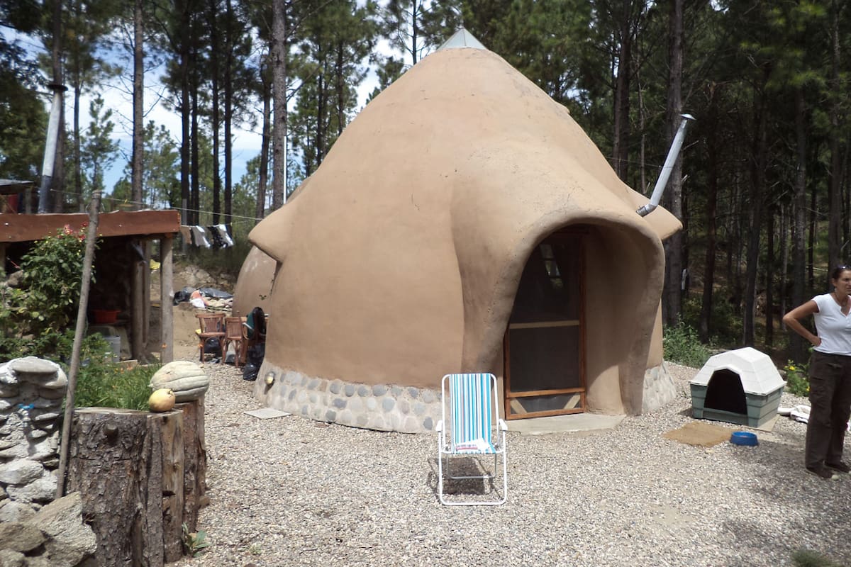 La casa de barro en el Valle de Calamuchita, Córdoba
