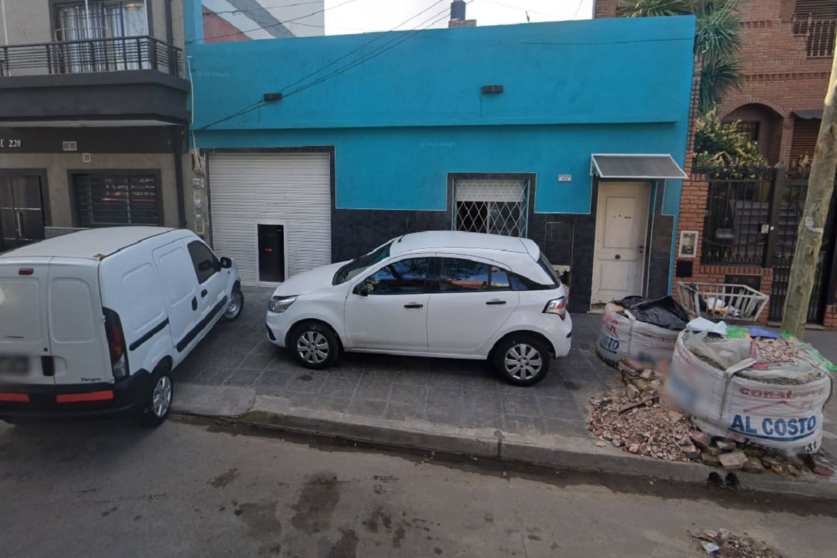 La casa de Charlone 232, La Tablada, donde Luis Roberto Martínez mató a golpes a su padre