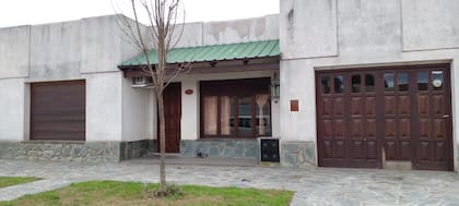 La casa de Jacinto Arauz en donde vivía el Dr. Favaloro junto a su esposa, Antonia