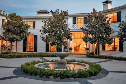 La casa de Jennifer Lopez y Ben Affleck por la que pagaron US$65 millones hace dos años