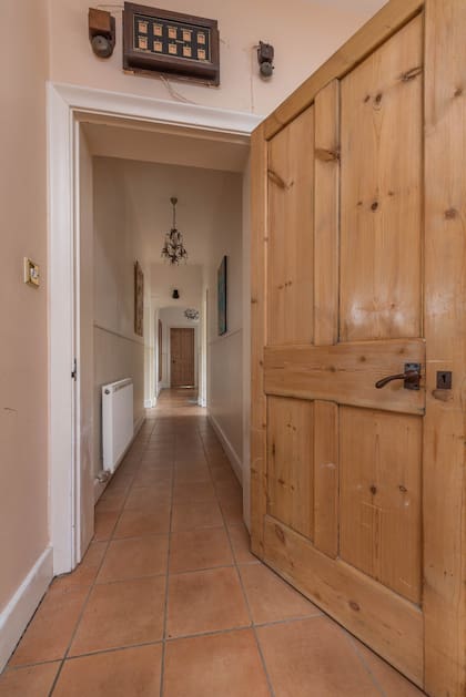 La casa de J.R.R. Tolkien en Oxford se puso a la venta en perfecto estado y mantenimiento