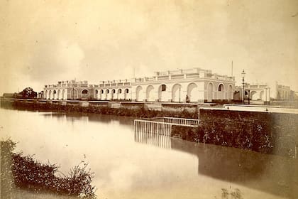 La casa de Juan Manuel de Rosas en San Benito de Palermo: todo el predio, incluido el Campo Argentino de Polo, fue de él