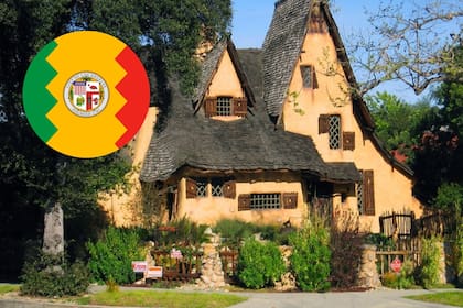 La Casa de la Bruja está ubicada en Beverly Hills en Los Ángeles y su arquitectura parece sacada de la ficción (Flickr/Lori Branham)