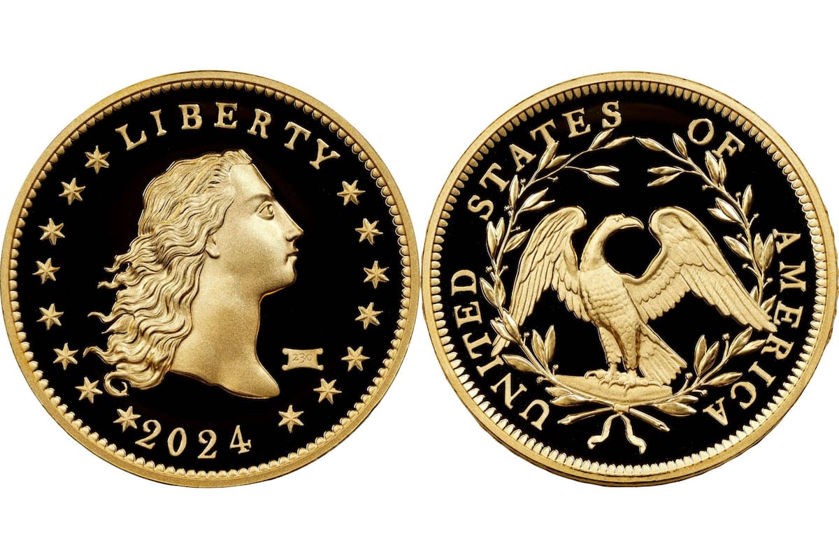 La Casa de la Moneda de Estados Unidos emitió una edición especial en oro para celebrar el 230° aniversario del primer dólar de plata americano de 1794 y este se convirtió en un objeto valioso para los coleccionistas