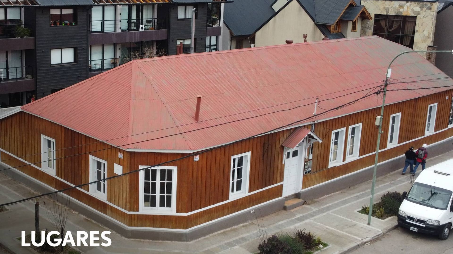 Casa KoesslerLa casa de Rodolfo Koessler, en pleno casco histórico de San Martín de los Andes.