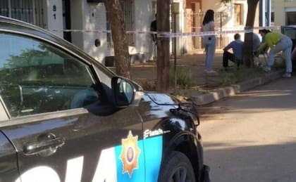 La casa donde encontraron el cuerpo de la mujer