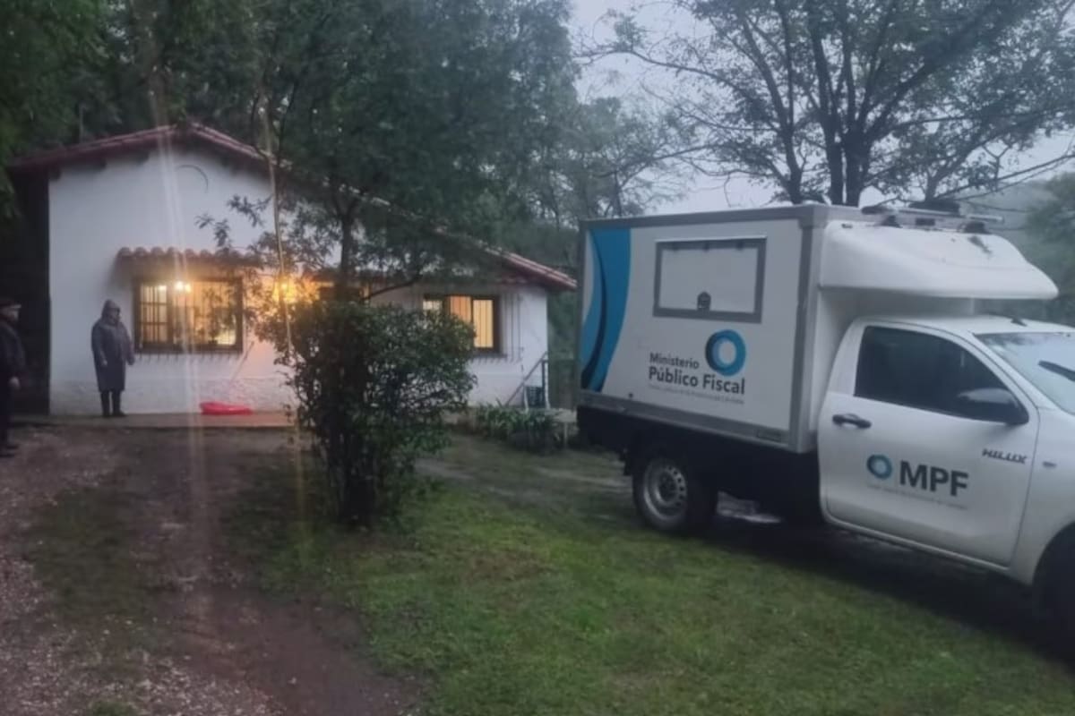 La casa donde fue hallado el cuerpo de Verónica.