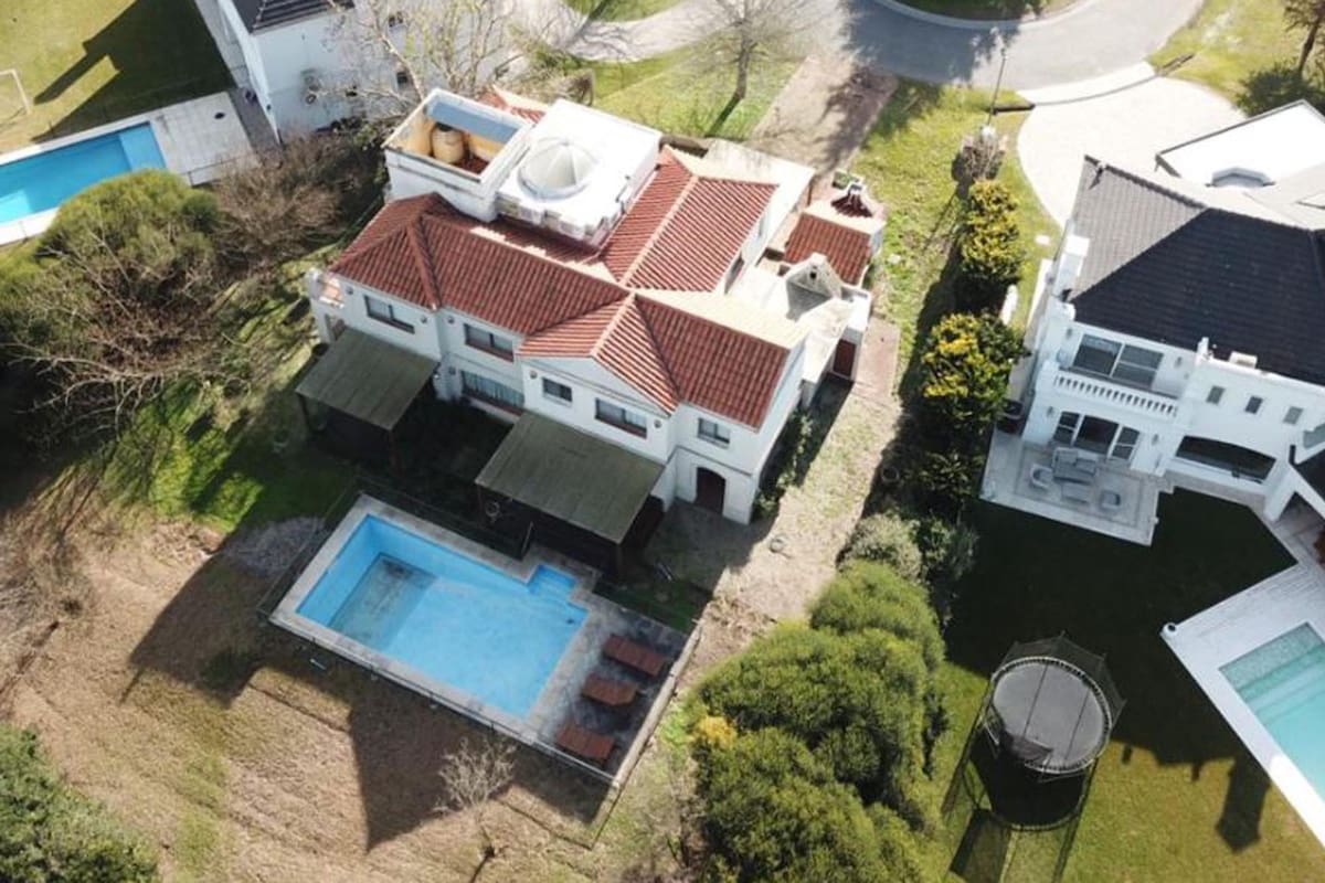 La casa donde podría pasar sus días Lázaro Baéz tras salir de la cárcel