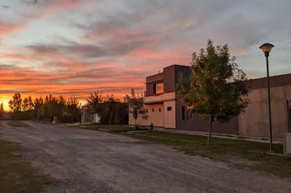 La casa fue pensada, diseñada y dibujada por el matrimonio, y luego la materializaron con un arquitecto.