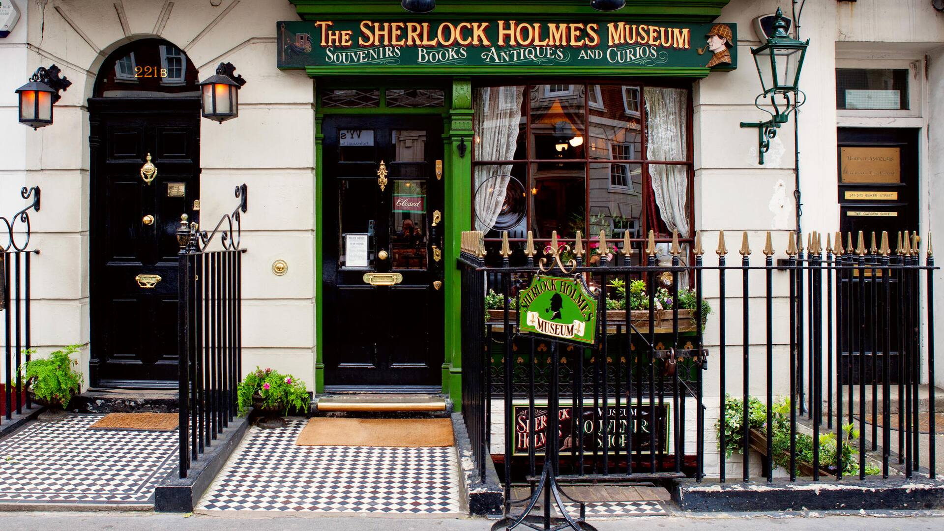 Sherlock Holmes museum . Londres