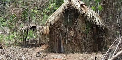 La casa que construyó Tanaru en la selva