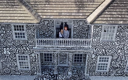 La casa quedó completamente decorada por dentro y por fuera
