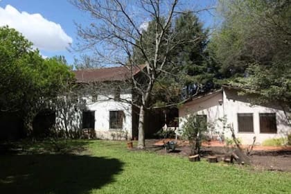 La casa quinta de Lily Süllos, en Exaltación de la Cruz, vivió los vaivenes del destino: desde sus épocas de oro hasta un okupa que no se quería ir
