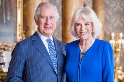 La Casa Real publicó la nueva fotografía del rey Carlos III y la reina consorte Camilla